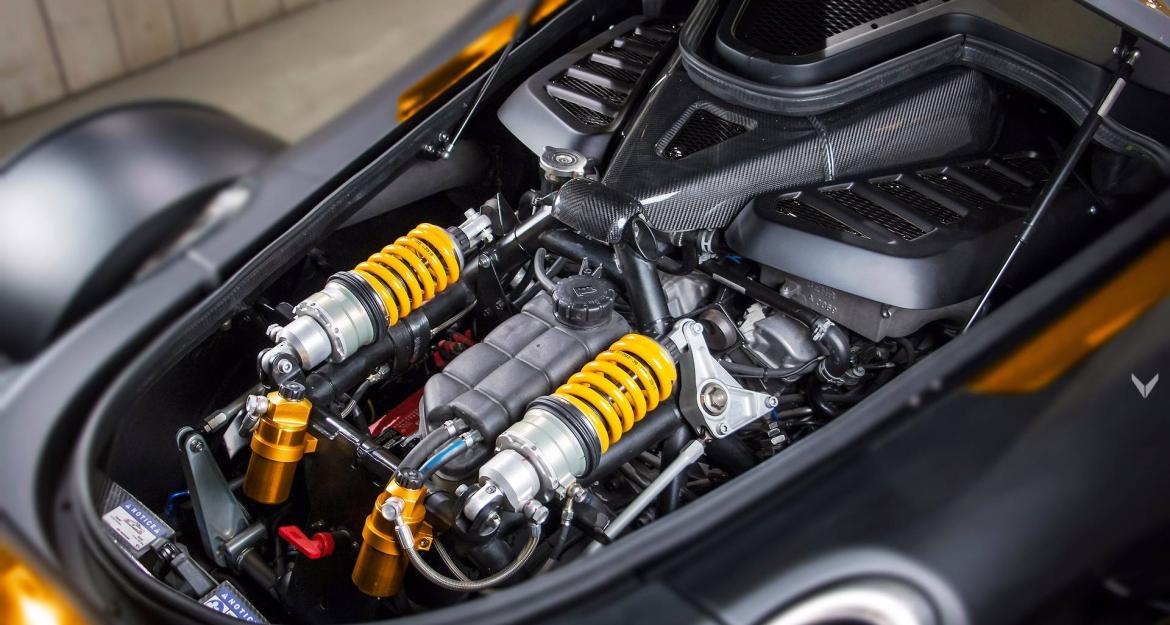 «Χρυσοθήρας» το Tramontana by Vilner των 900 ίππων