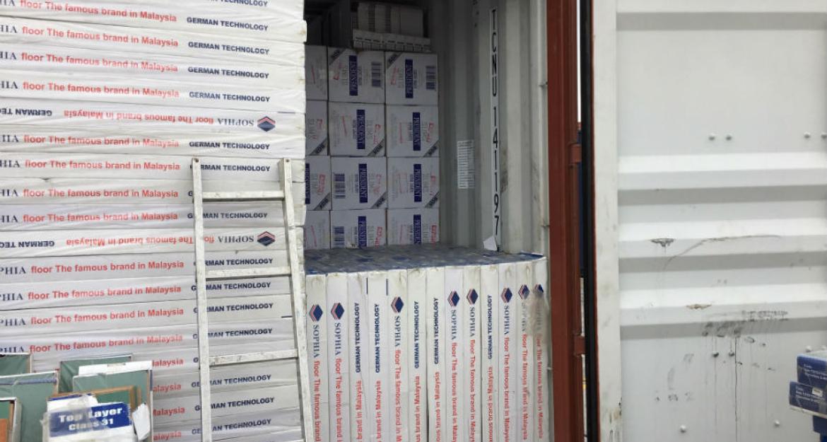 Στα χέρια της ΑΑΔΕ τεράστια ποσότητα λαθραίων τσιγάρων (pics)