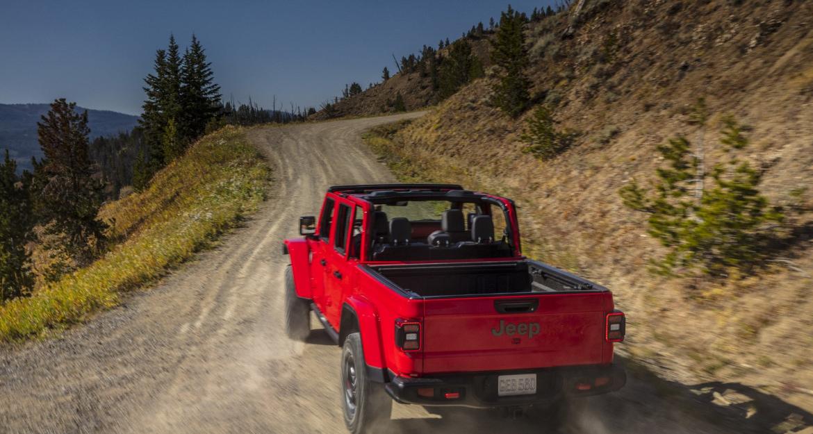 Αποκάλυψη για το θηριώδες Jeep Gladiator! (pics & vid)