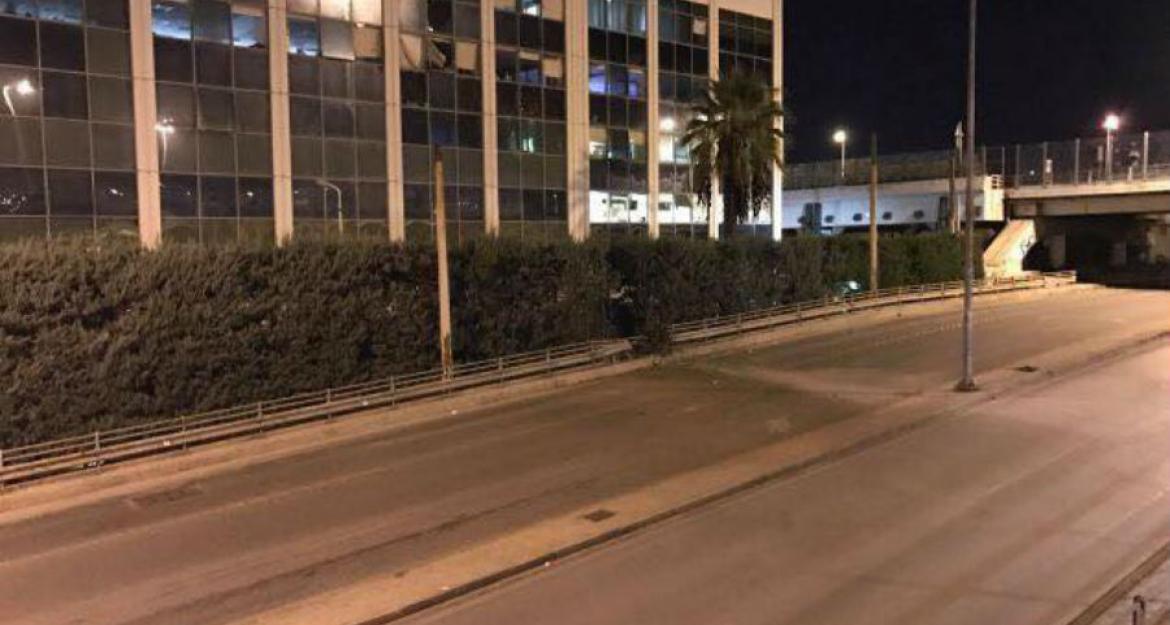 Ισχυρή έκρηξη βόμβας στο ΣΚΑΪ - Πού προσανατολίζεται η Αντιτρομοκρατική (pics & vids)