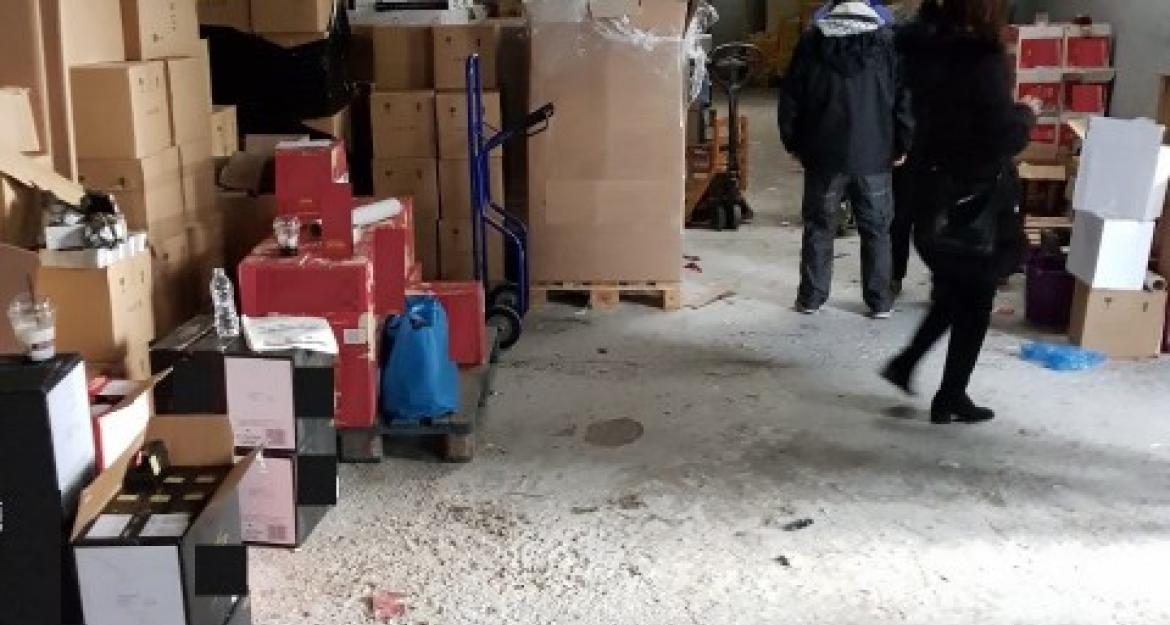 Κύκλωμα λαθρεμπορίου αλκοολούχων ποτών εξάρθρωσε το ΣΔΟΕ