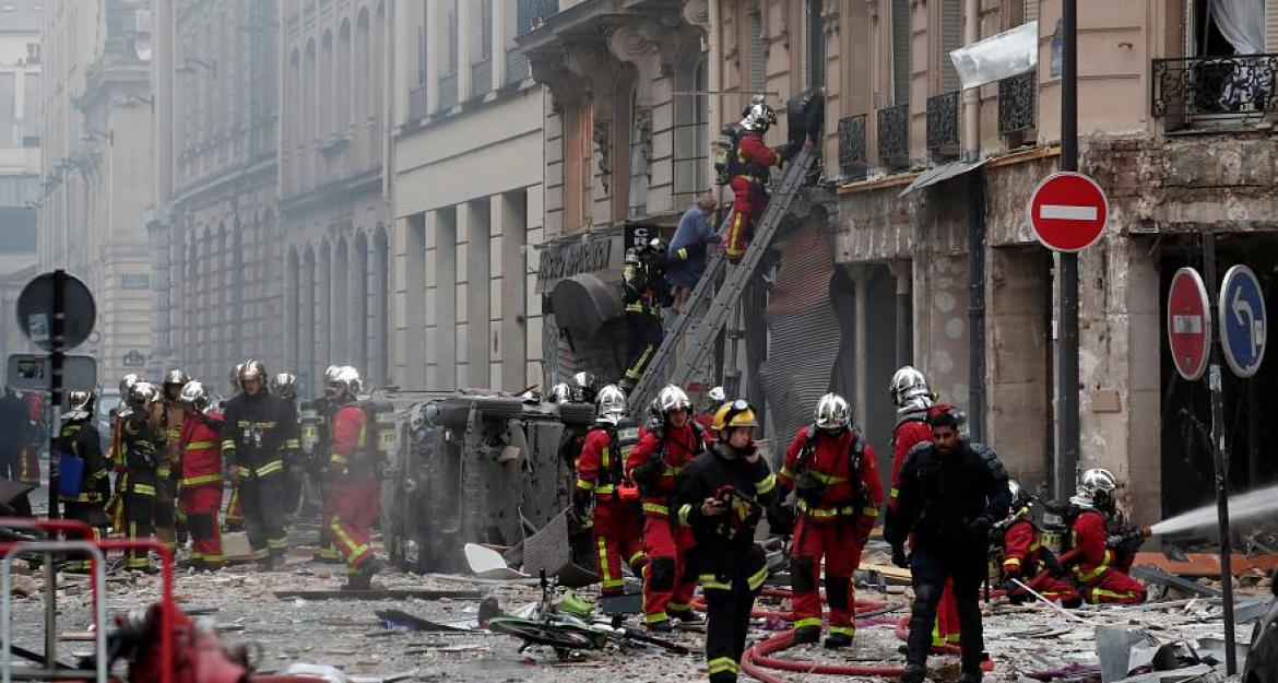 Τρεις νεκροί από έκρηξη στο κέντρο του Παρισιού 