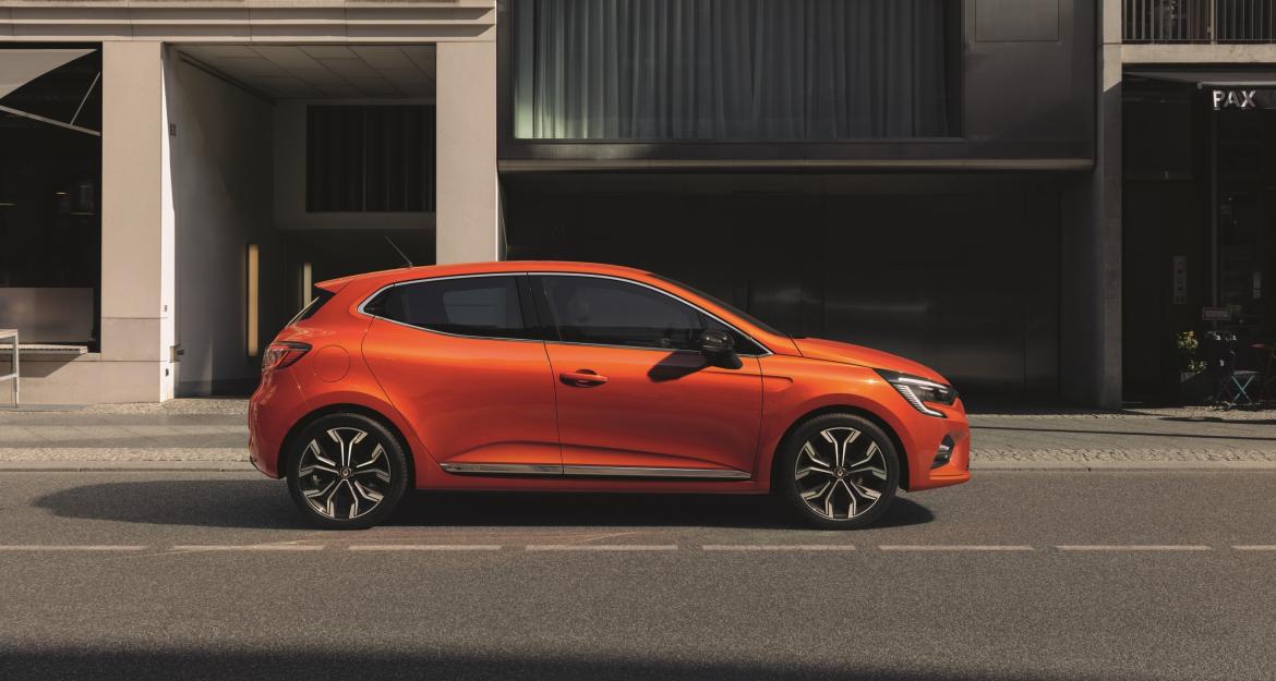 Αποκάλυψη για τη νέα γενιά του Renault Clio!