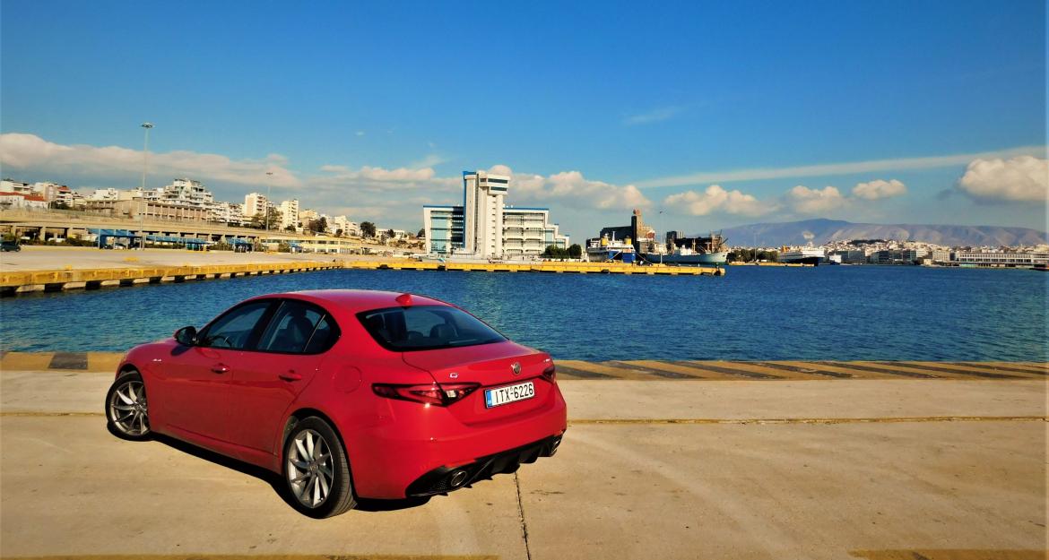 Test Drive: Η ακαταμάχητη γοητεία της Alfa Romeo Giulia Veloce