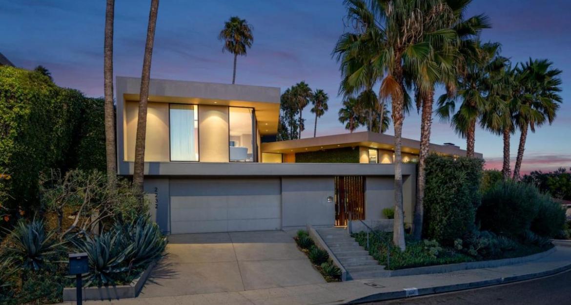O Έλον Μασκ πουλάει το σπίτι του στο Λος Αντζέλες! 