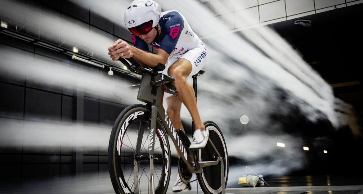 Κορυφαία αεροδυναμική για τη νέα Mercedes-Benz CLA! (vid)