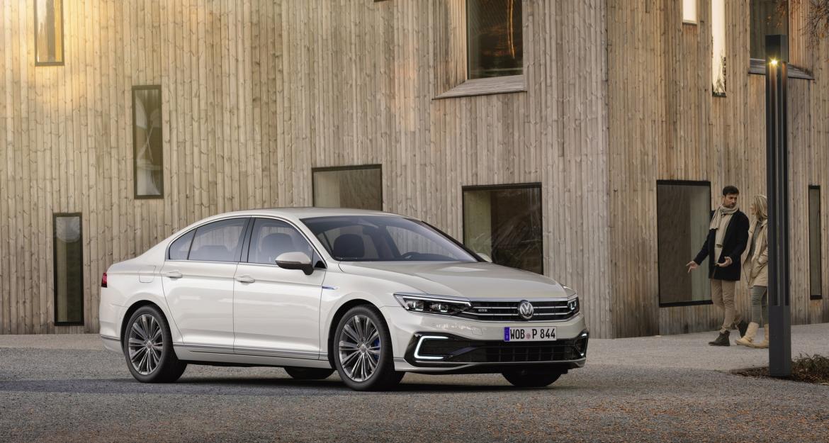 Volkswagen Passat: Ανανέωση στα σημεία! 