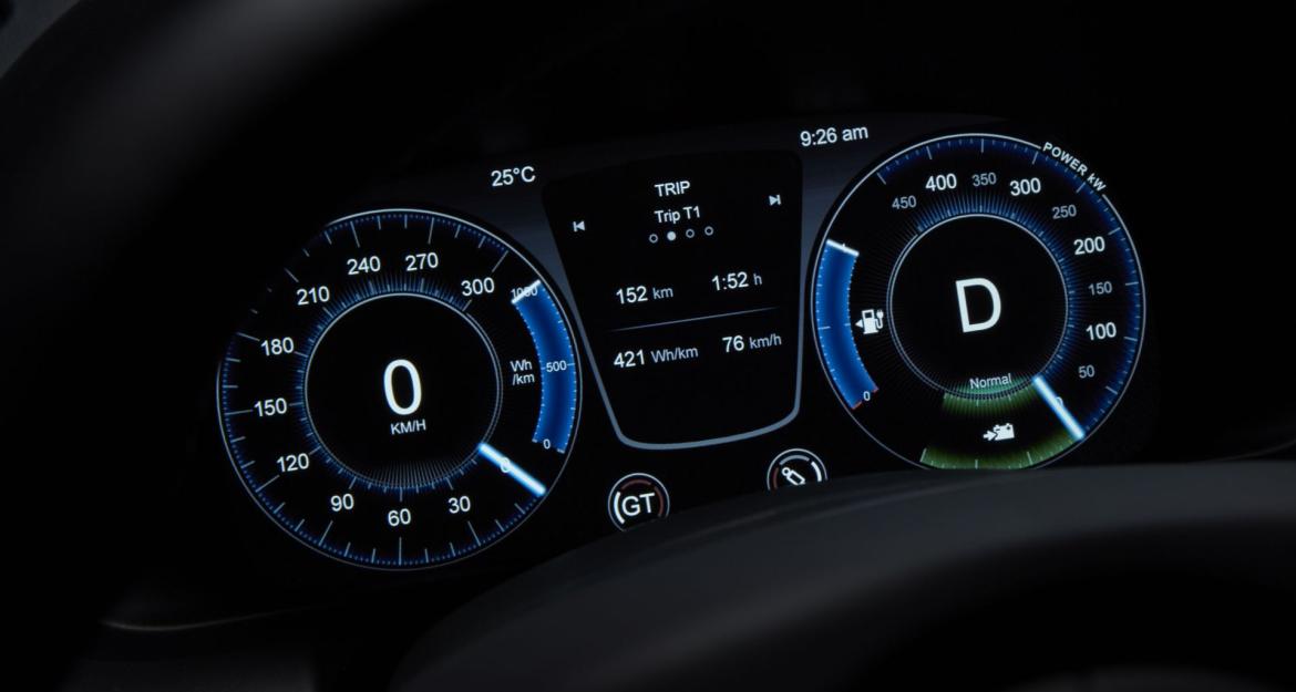 Ηλεκτρίζει η Aston Martin Rapide E των 610 ίππων!