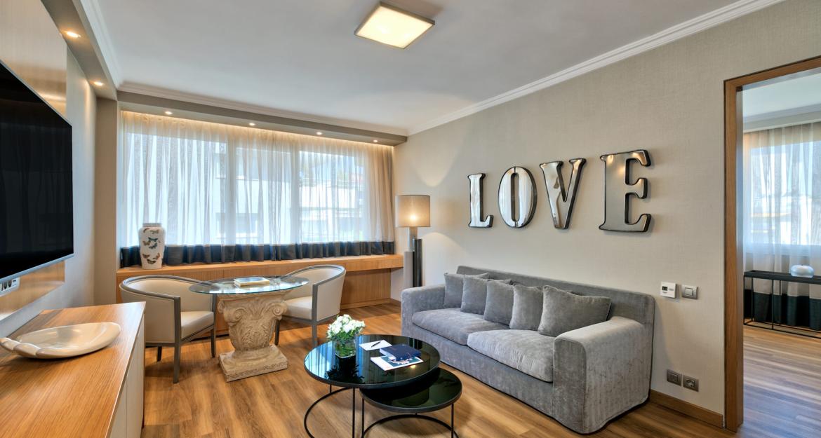 To Divani Caravel «ξανασυστήνεται» (pics)