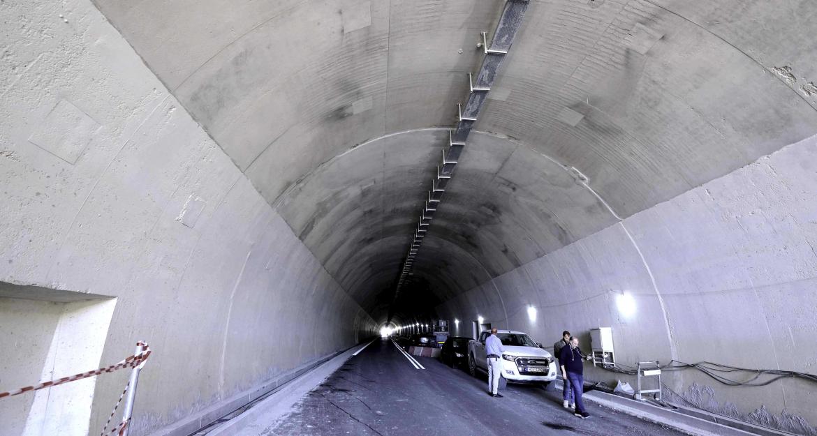 Επιθεωρεί τα έργα για τον οδικό άξονα στη Μεσαρά ο Αλέξης Τσίπρας (pics + vid)