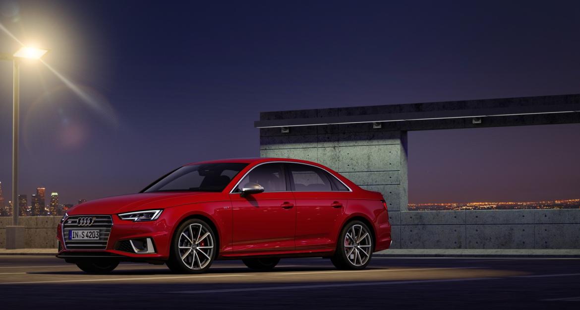 Αποκλειστικά με κινητήρα diesel το νέο Audi S4!