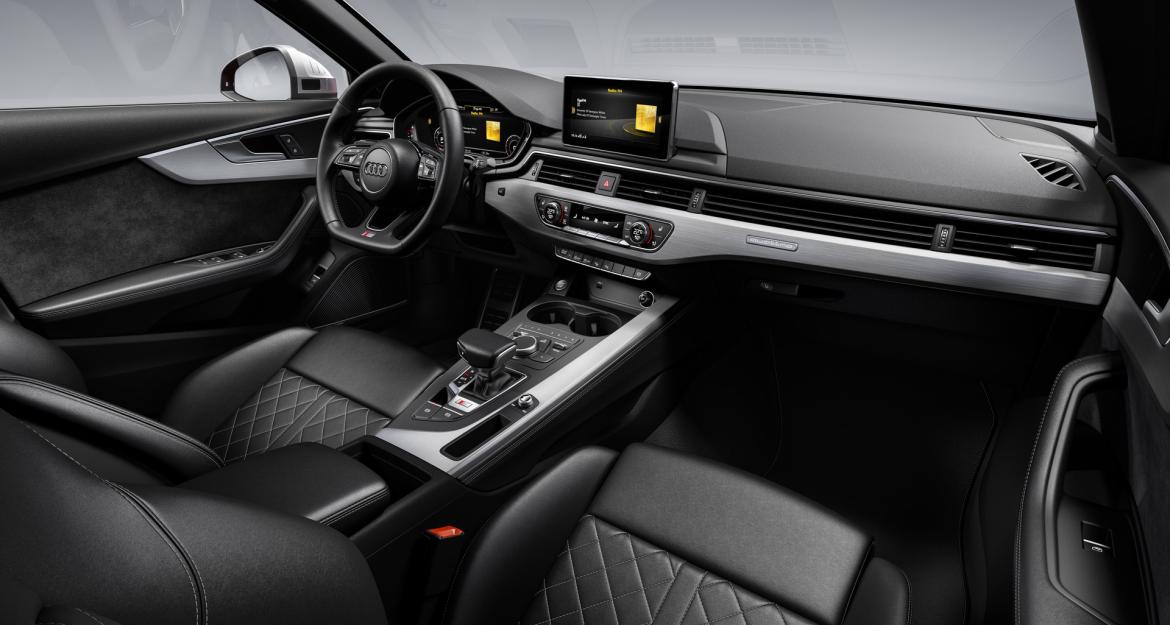 Αποκλειστικά με κινητήρα diesel το νέο Audi S4!