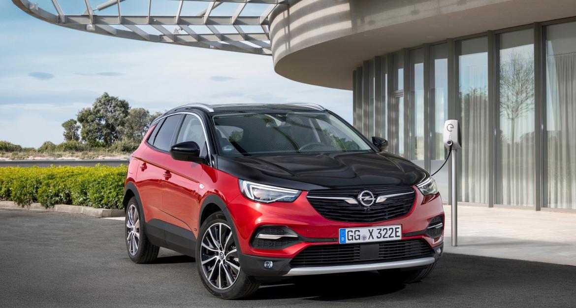 Αποκάλυψη για το υβριδικό Opel Grandland X!