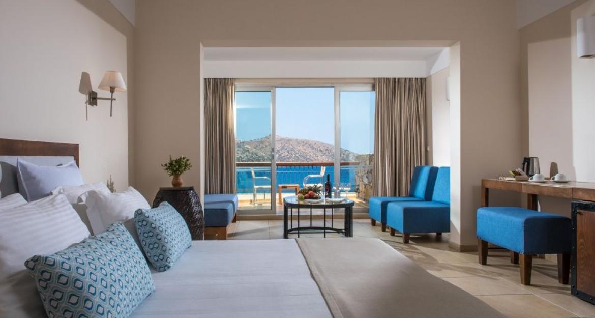 Εγκαινιάστηκε το πρώτο Wyndham Grand Crete στον Άγιο Νικόλαο της Κρήτης