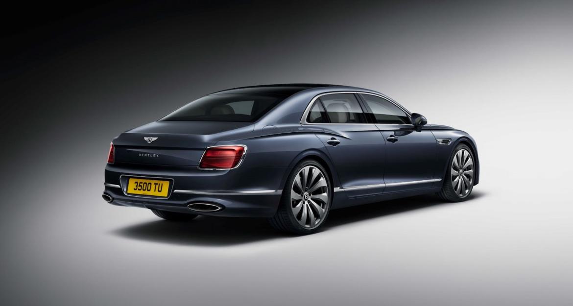 Bentley Flying Spur: Η επιτομή της σπορ πολυτέλειας!