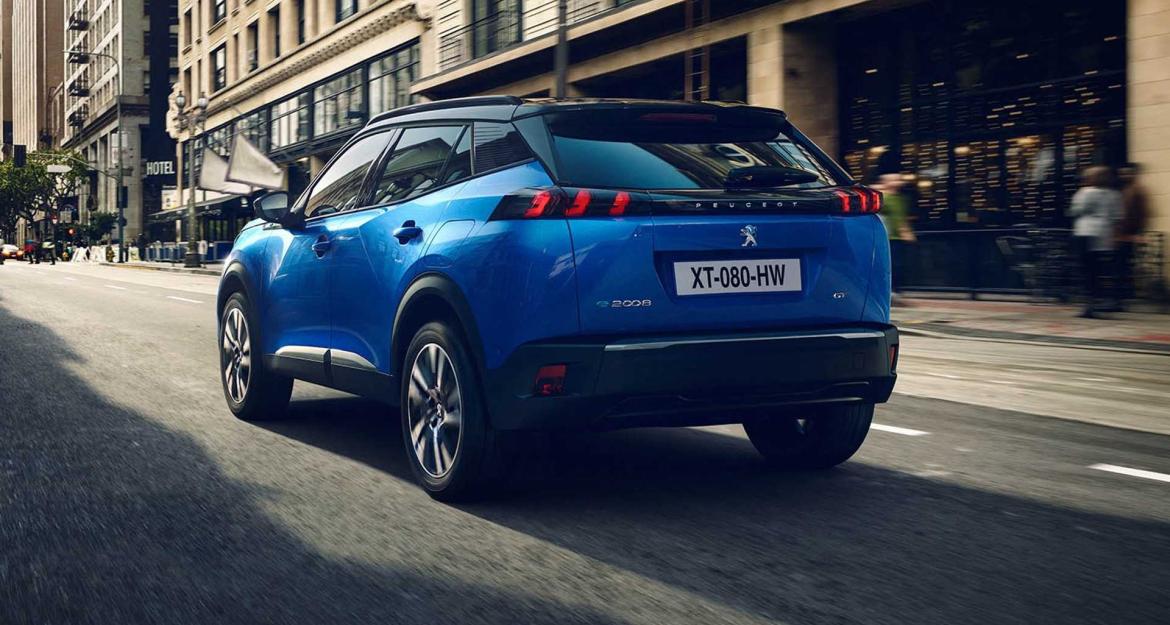 Αυτό είναι το εντελώς νέο Peugeot 2008!