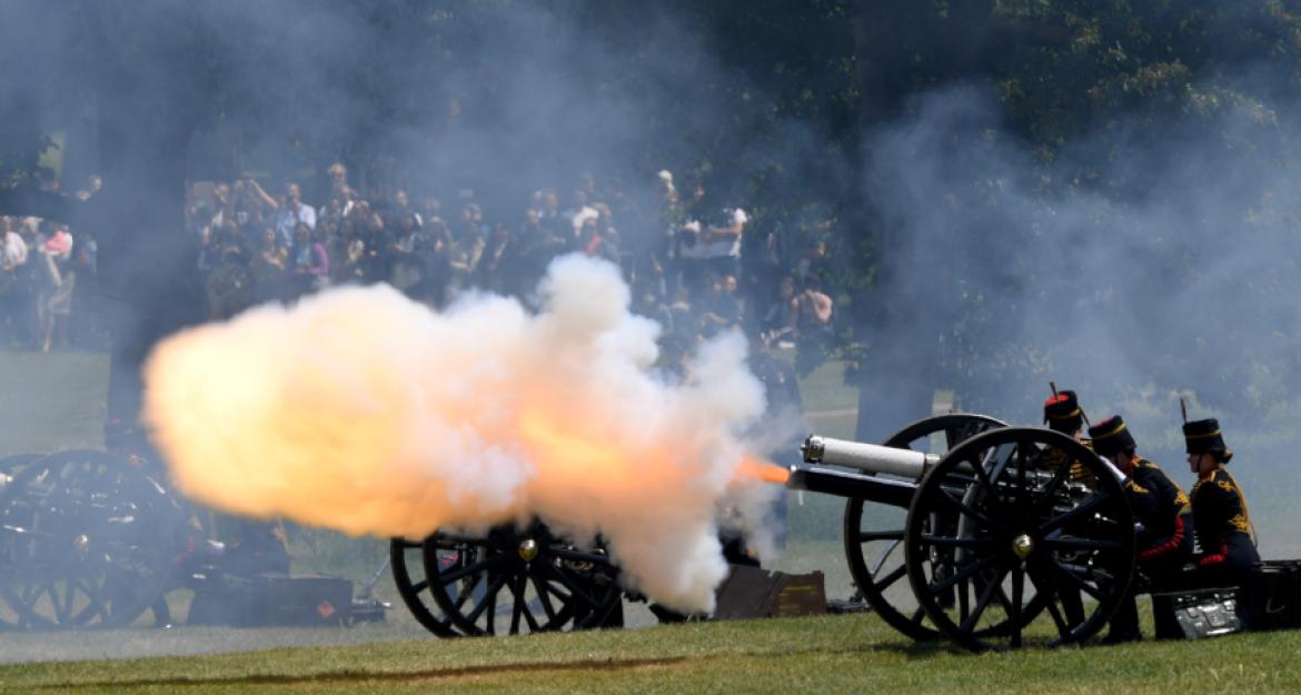 Στα βασιλικά ανάκτορα στη Βρετανία ο Τραμπ (pics)
