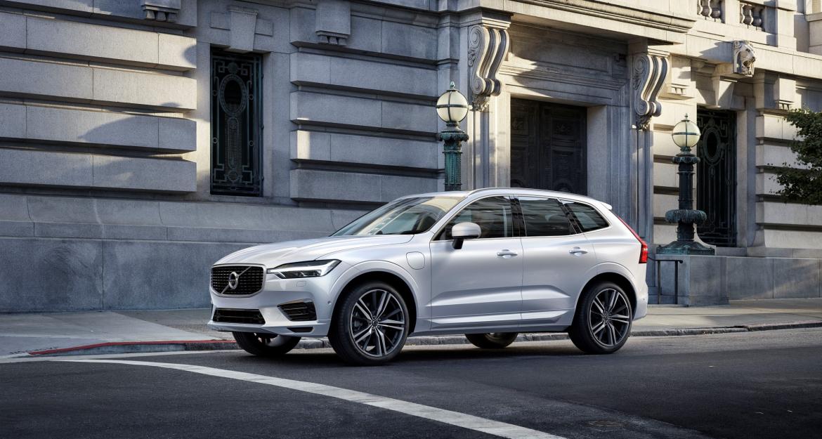 Volvo XC60: Καλωσορίζοντας το υβριδικό μέλλον!