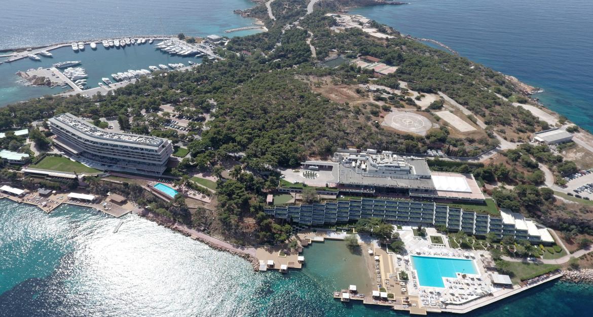 Άνοιξε ο νέος Αστέρας Βουλιαγμένης (pics)