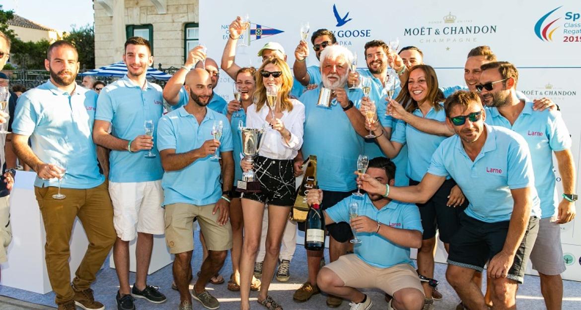 To Spetses Classic Yacht Regatta στην 9η του χρονιά πήρε το… Gold! (pics)