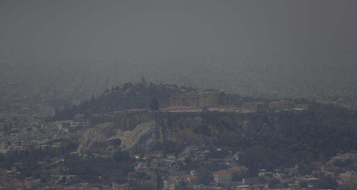 Δύσκολη νύχτα στην Εύβοια - Οικολογική καταστροφή στο πευκοδάσος Natura - Ξεπερνά τα 11,5 χιλ. το πύρινο μέτωπο (pics & vid)