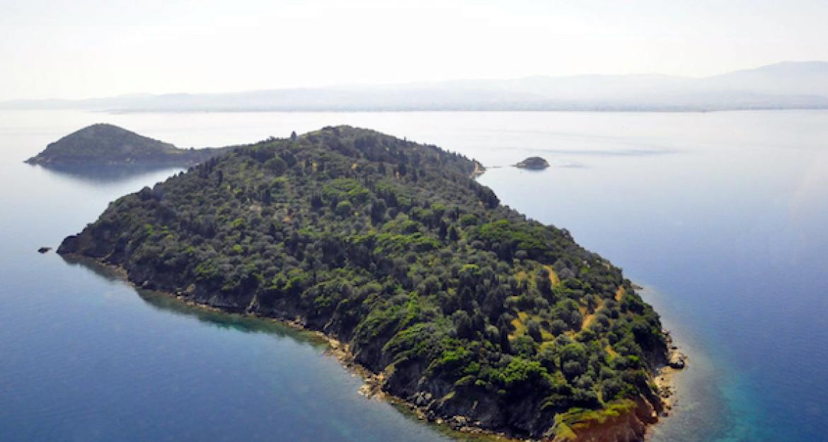 Γιόγκα με 2.000 ευρώ την εβδομάδα - Αυτό το ελληνικό νησί ξεχωρίζει (pics)