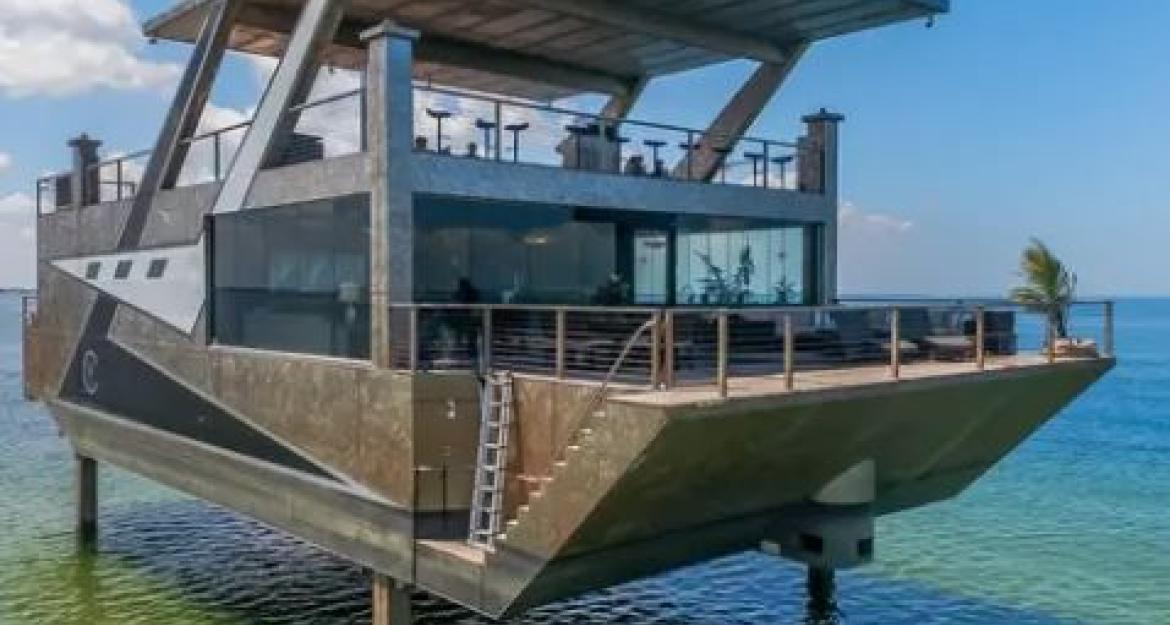 Το γιοτ των 12 εκατ. δολαρίων που είναι φτιαγμένο από ατσάλι (pics)