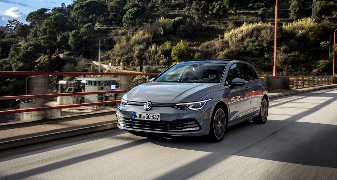 Νέο Volkswagen Golf: 20.500 ευρώ κοστίζει στην Ελλάδα (pics & vid)