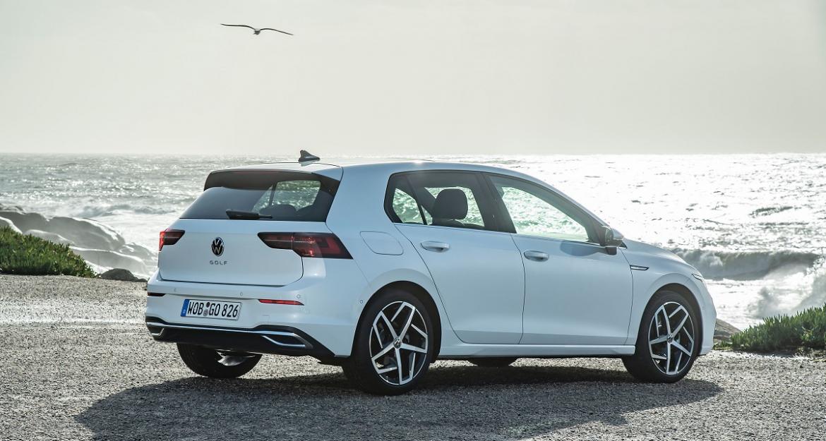 Νέο Volkswagen Golf: 20.500 ευρώ κοστίζει στην Ελλάδα (pics & vid)