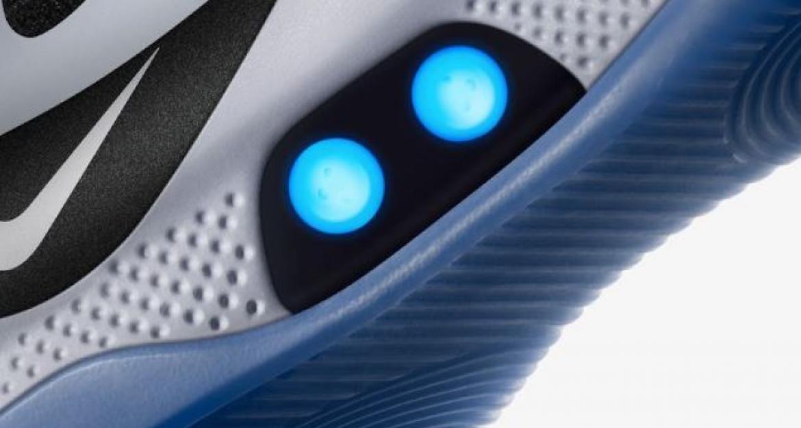 Τα νέα αθλητικά παπούτσια της Nike έφτασαν τα 1.450 δολάρια (pics)