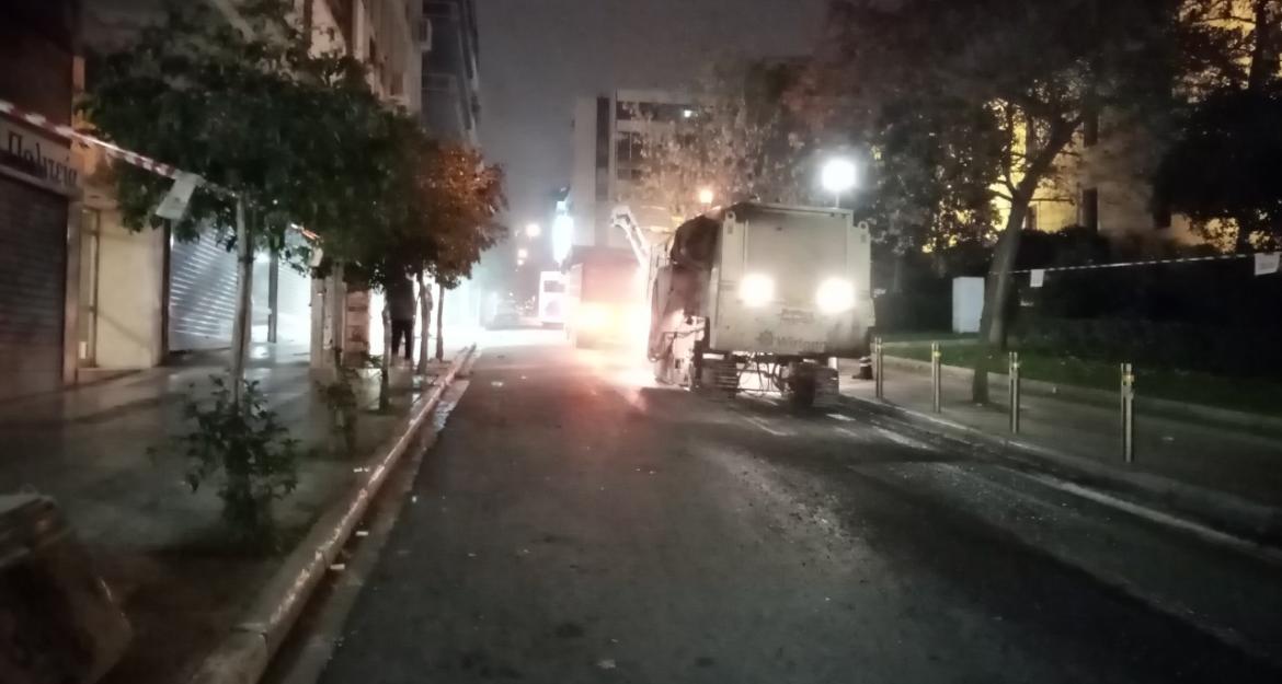 Ασφαλτοστρώσεις σε πάνω από 80 δρόμους από τον Δήμο Αθηναίων (pics + vid)