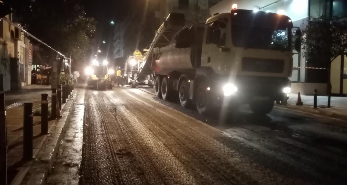 Ασφαλτοστρώσεις σε πάνω από 80 δρόμους από τον Δήμο Αθηναίων (pics + vid)