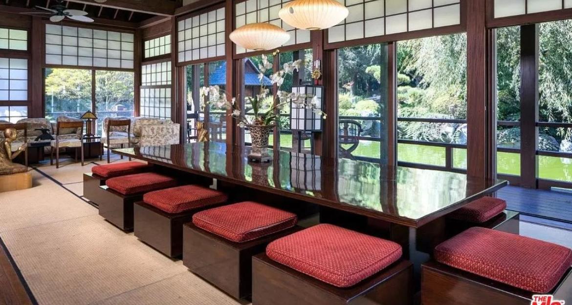 Για 29,3 εκατ. δολάρια πουλήθηκε η βίλα του Έλβις Πρίσλεϊ