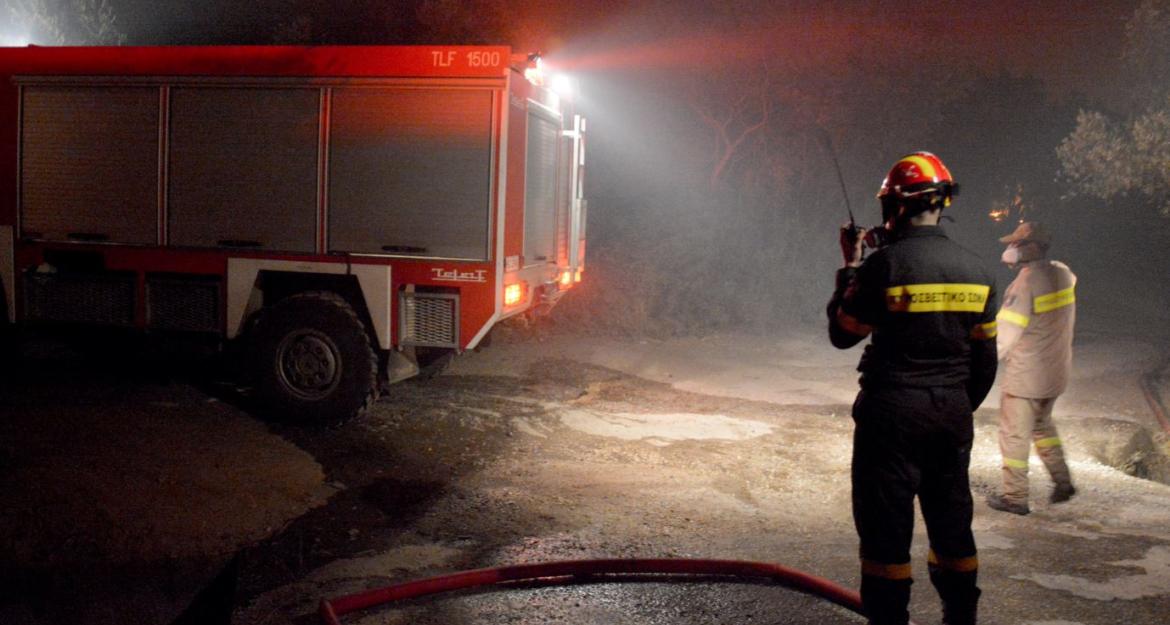 Εικόνες ολικής καταστροφής στη Μόρια (pics)