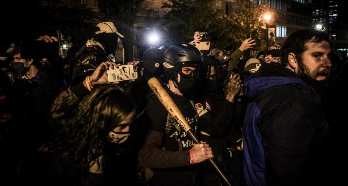 Εκλογές ΗΠΑ: Επεισόδια έξω από τον Λευκό Οίκο (pics)