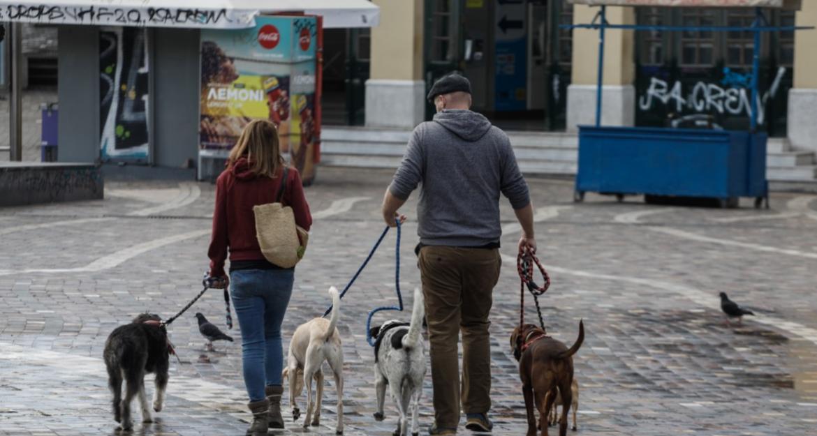 Σε ισχύ από σήμερα η καραντίνα - Άδειοι οι δρόμοι της Αθήνας (pics)