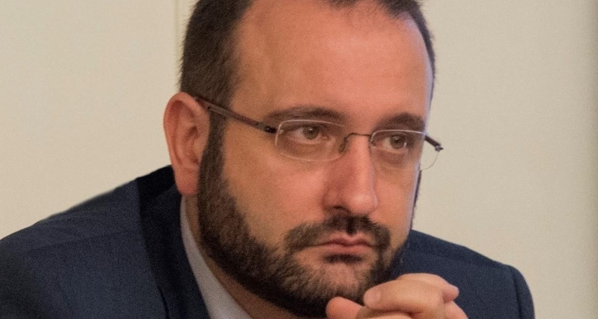 Κόλλιας: Χρειάζονται μέτρα για την ανακούφιση της μεσαίας τάξης