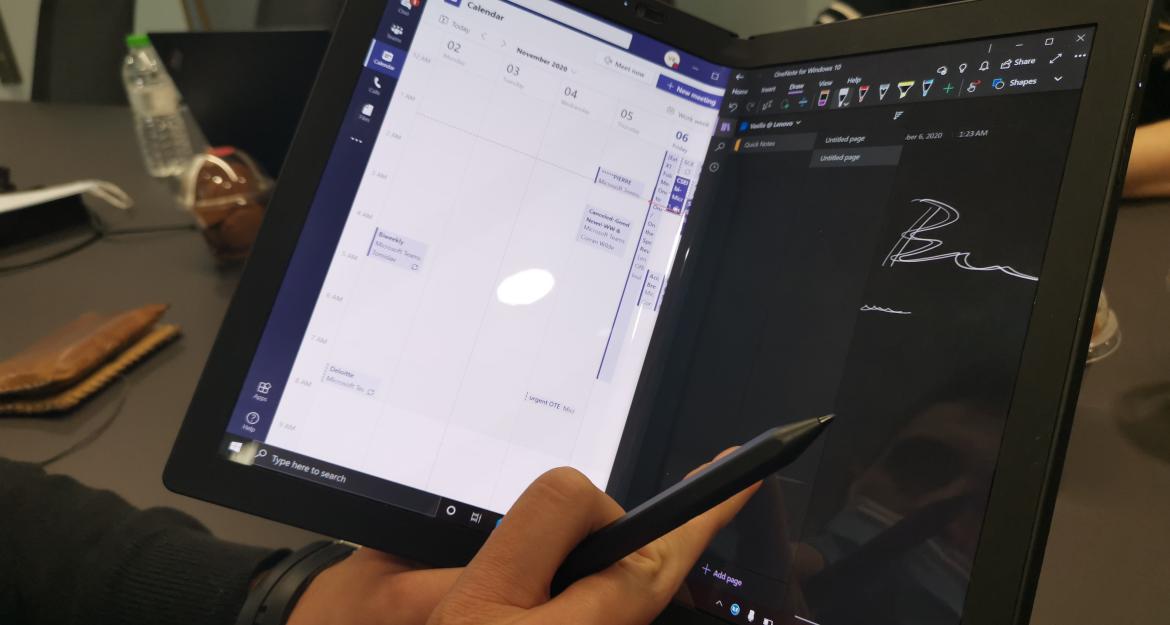 Έφτασε και στην Ελλάδα το πρώτο laptop που... διπλώνει - Όλα τα «μυστικά» του ThinkPad X1 Fold της Lenovo (pics)