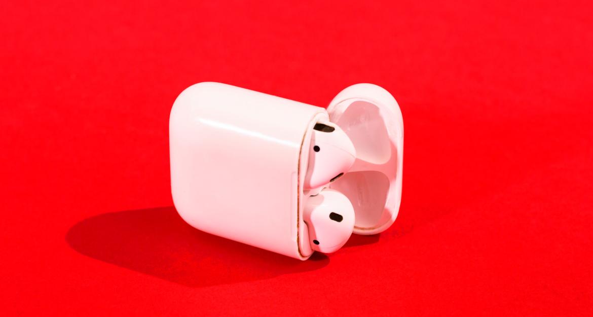 Τη νέα γενιά Airpods κυκλοφόρησε η Apple (pics)