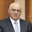 Νίκος Καραμούζης: Ανησυχεί για τον πόλεμο στη Μέση Ανατολή, βλέπει νέο κύμα εξαγορών στην ελληνική αγορά