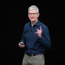 Apple: Πόσα θα κερδίζουν ο νέος CEO Τζον Τέρνους και ο Τιμ Κουκ