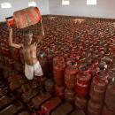 Ινδία: Ξεκίνησαν οι αυξήσεις στις τιμές του υγροποιημένου αερίου πετρελαίου λόγω Μέσης Ανατολής