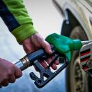 Καύσιμα: Κοντά στα 2 ευρώ η βενζίνη - Πού θα φθάσουν οι τιμές, τα μέτρα που εξετάζει η κυβέρνηση