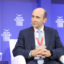 Βενετσιανός (Eurobank): Δεν συνδυάζονται γρήγορη μετάβαση και χαμηλές τιμές