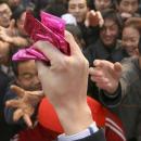 Η Κίνα βάζει φόρο στα προφυλακτικά για να μπουστάρει τις γεννήσεις