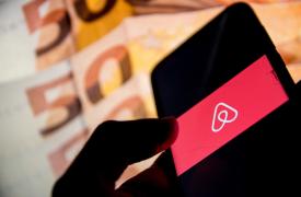 Στον... Θεό τιμές και ζήτηση των Airbnb - Win Win Δημοσίου και Aegean - Έκπληξη;