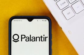 Palantir: «Βουτιά» 12% για την μετοχή παρά τα ισχυρά κέρδη και έσοδα α' τριμήνου