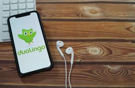 Duolingo: Διέλυσε τις προβλέψεις για τα έσοδα του 2024 - Άλμα 20% της μετοχής