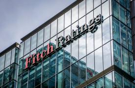 Σταθερή η αξιολόγηση της Fitch για την Ελλάδα - Στο «BB+» με σταθερό outlook - Στο 2,3% η ανάπτυξη το 2023