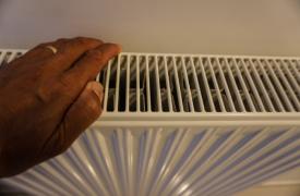 Aπλοί τρόποι για να εξοικονομήσετε ενέργεια φέτος το χειμώνα